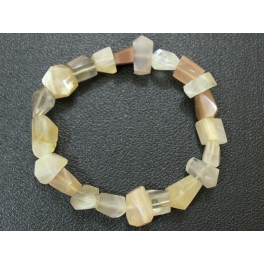 Blue sheen color Moonstone irregular beads bracelet Blue sheen color Moonstone irregular beads bracelet